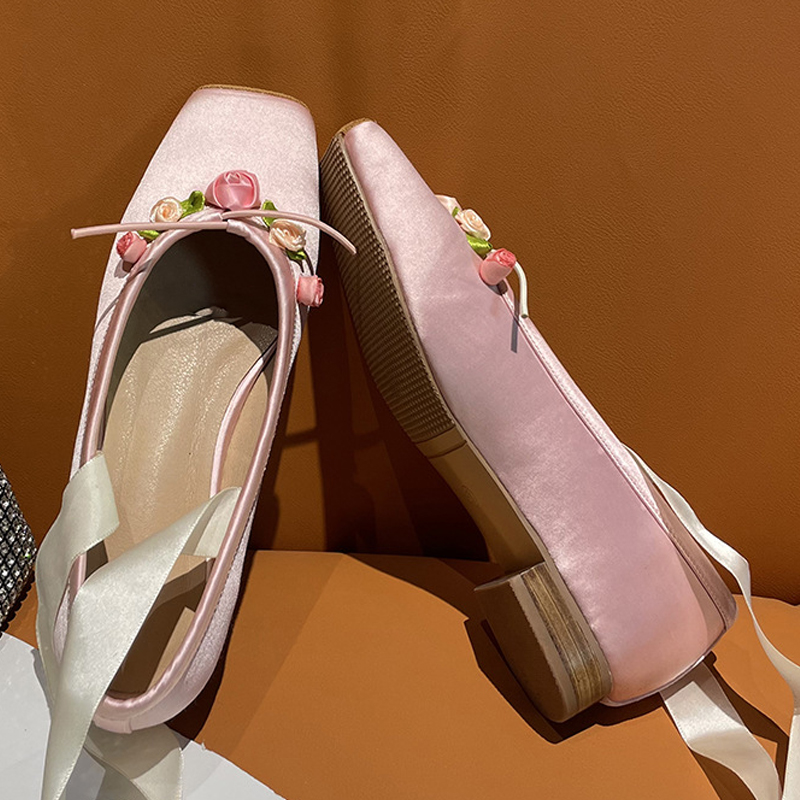 Zapatos Mary Jane de Satén Ros - Ribbon Tie Heel reseña y precio